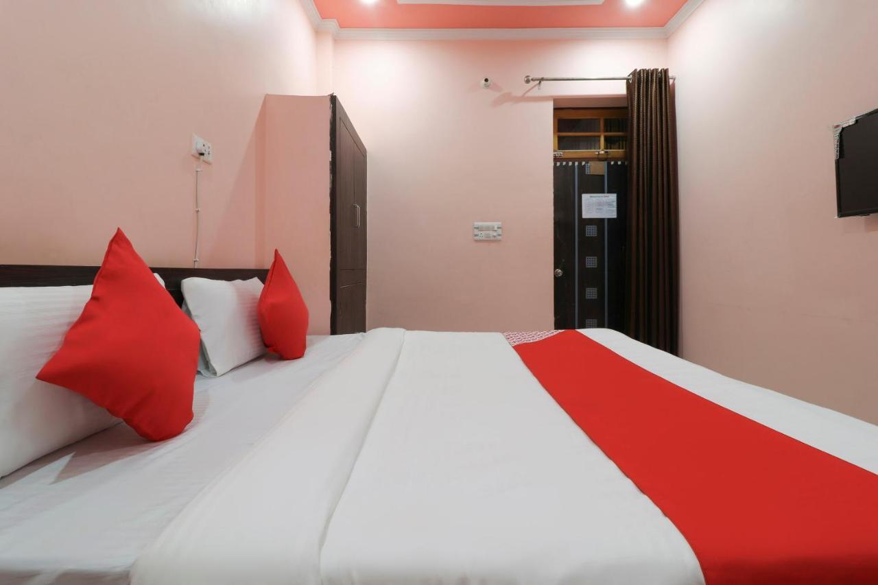 Oyo Hotel Aryan Galaxy Bhauli Exterior foto
